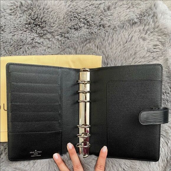 Gently used LV Black Epi MM planner - Picture 3 of 7